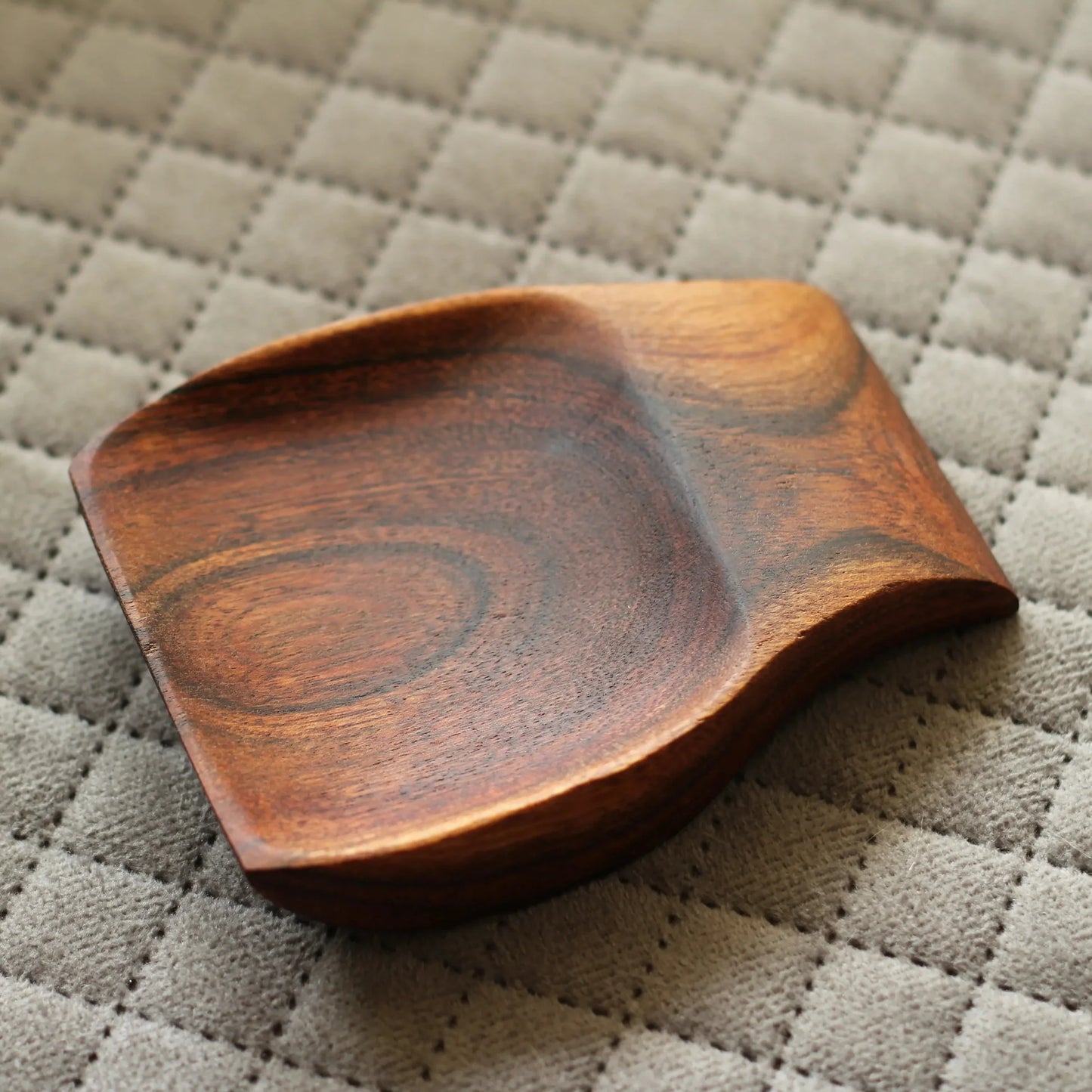 Natural Acacia Wood Utensil Holder & Spoon Rest